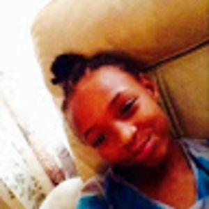 Meet your Posher, Dania